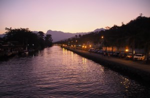 Abendstimmung von der Brücke aus